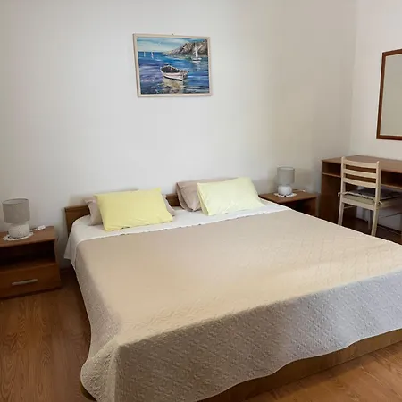 Lili Mali Lošinj